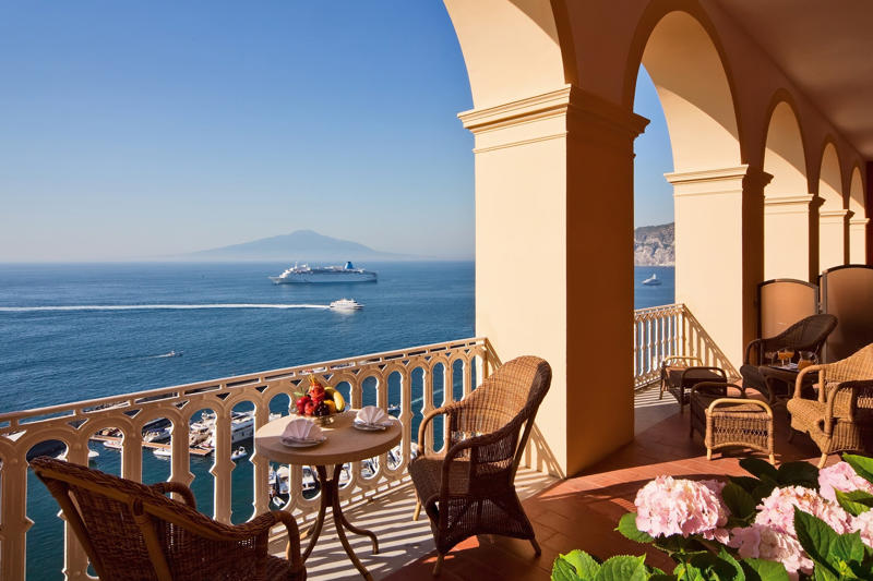 Villa Margherita, Grand Hotel Excelsior Vittoria, Anantara Convento di Amalfi Grand Hotel, Hotel Villa Cimbrone