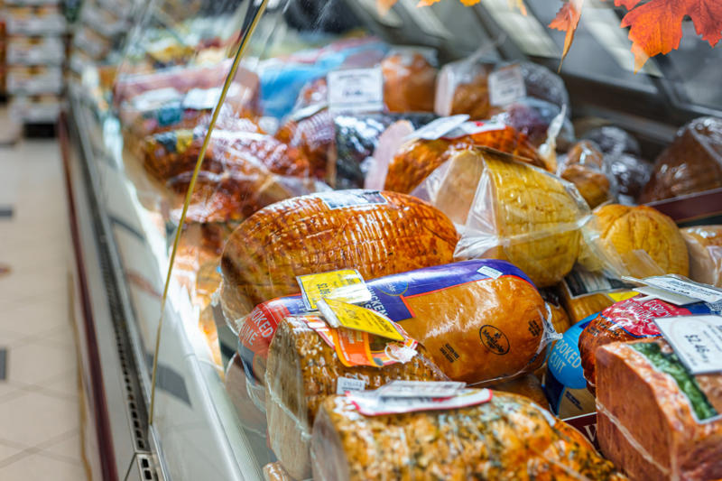 食べ物の廃棄問題, 「賞味期限」対「安全性」, 消費者主導の考え方, 食品としてのステータス, 見た目の悪いものを救う, 任意のラベル標準, 食育キャンペーン, 食品寄付に関する方針, 廃棄に配慮した意識