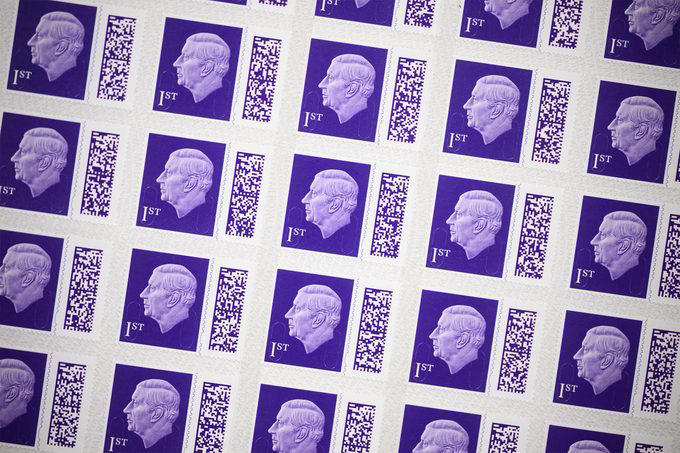 Royal changes, The royal line of succession, The British national anthem, The slimmed-down monarchy, The royal cypher, The monarch’s address, Coins and banknotes, Stamps and post boxes, Military uniforms and police hats, Royal travel and state visits, Casual royal engagements, Passports, Charity work, Food at the palace, Environmental initiatives at the palace, The Commonwealth, Citizenship ceremonies, About the expert