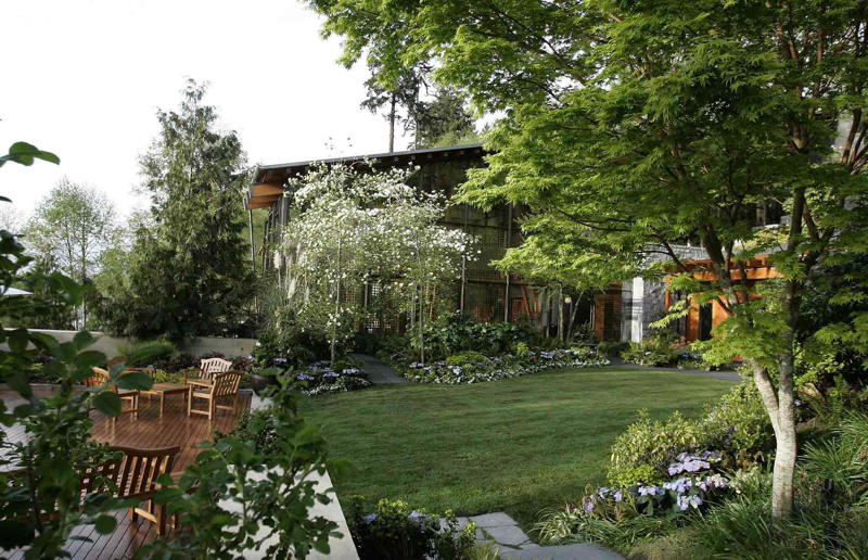 Bill Gates' Xanadu 2.0 in Medina, Washington Inside the surprising property portfolios of the super-rich, Mark Zuckerberg, Mark Zuckerberg’s super-compound in Palo Alto, California, Mark Zuckerberg’s secret 0m Hawaii estate, Larry Ellison, Larry Ellison’s Woodside estate in California, Larry Ellison’s personal art museums, Larry Ellison’s historic mansion in Newport, Rhode Island, Larry Ellison’s sprawling Palm Beach villa in Florida, Larry Ellison’s Manalapan estate in Florida, Larry Ellison’s Lanai island in Hawaii, Jeff Bezos, Jeff Bezos’ Beverly Hills compound in California, Jeff Bezos’ lakeside mansions in Medina, Washington, Jeff Bezos’ Fifth Avenue apartments in New York City, Jeff Bezos' neighbouring mansions on Indian Creek island, Florida, Jeff Bezos' third mansion on Indian Creek island, Florida, MacKenzie Scott, MacKenzie Scott's Beverly Hills mansion in California, MacKenzie Scott's Beverly Hills ranch-style house in California, MacKenzie Scott's mystery mansion in Washington, Mukesh Ambani, Mukesh Ambani's Sea Wind apartment block in Mumbai, Mukesh Ambani's Antilia skyscraper in Mumbai, Mukesh Ambani's English country estate, Françoise Bettencourt Meyers, Françoise Bettencourt Meyers' Paris apartment, Françoise Bettencourt Meyers' Paris mansion, Françoise Bettencourt Meyers' coastal villa in Brittany, France, Bill Gates, Bill Gates' Xanadu 2.0 in Medina, Washington, Bill Gates' remote Wyoming ranch, Bill Gates' equestrian estate in Wellington, Florida, Bill Gates’ beach bungalow in Del Mar, California, Bernard Arnault, Bernard Arnault’s grand Paris mansion, Bernard Arnault’s château and vineyard in Bordeaux, France, Warren Buffett, Warren Buffett’s forever home in Omaha, Nebraska, Warren Buffett’s holiday home in Laguna Beach, California, Elon Musk, Elon Musk’s mega-mansion in Bel Air, California, Elon Musk’s historic Los Angeles home in California, Elon Musk's Snailbrook town in Texas, Michael Bloomberg, Michael Bloomberg’s New York City property portfolio, Michael Bloomberg’s Hamptons retreat in New York, Michael Bloomberg’s central London pads, Michael Bloomberg’s tropical mega-mansion in Bermuda, Michael Bloomberg’s holiday homes in Colorado and Florida