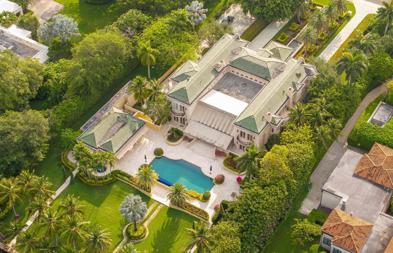 Jeff Bezos' neighbouring mansions on Indian Creek island, Florida Inside the surprising property portfolios of the super-rich, Mark Zuckerberg, Mark Zuckerberg’s super-compound in Palo Alto, California, Mark Zuckerberg’s secret 0m Hawaii estate, Larry Ellison, Larry Ellison’s Woodside estate in California, Larry Ellison’s personal art museums, Larry Ellison’s historic mansion in Newport, Rhode Island, Larry Ellison’s sprawling Palm Beach villa in Florida, Larry Ellison’s Manalapan estate in Florida, Larry Ellison’s Lanai island in Hawaii, Jeff Bezos, Jeff Bezos’ Beverly Hills compound in California, Jeff Bezos’ lakeside mansions in Medina, Washington, Jeff Bezos’ Fifth Avenue apartments in New York City, Jeff Bezos' neighbouring mansions on Indian Creek island, Florida, Jeff Bezos' third mansion on Indian Creek island, Florida, MacKenzie Scott, MacKenzie Scott's Beverly Hills mansion in California, MacKenzie Scott's Beverly Hills ranch-style house in California, MacKenzie Scott's mystery mansion in Washington, Mukesh Ambani, Mukesh Ambani's Sea Wind apartment block in Mumbai, Mukesh Ambani's Antilia skyscraper in Mumbai, Mukesh Ambani's English country estate, Françoise Bettencourt Meyers, Françoise Bettencourt Meyers' Paris apartment, Françoise Bettencourt Meyers' Paris mansion, Françoise Bettencourt Meyers' coastal villa in Brittany, France, Bill Gates, Bill Gates' Xanadu 2.0 in Medina, Washington, Bill Gates' remote Wyoming ranch, Bill Gates' equestrian estate in Wellington, Florida, Bill Gates’ beach bungalow in Del Mar, California, Bernard Arnault, Bernard Arnault’s grand Paris mansion, Bernard Arnault’s château and vineyard in Bordeaux, France, Warren Buffett, Warren Buffett’s forever home in Omaha, Nebraska, Warren Buffett’s holiday home in Laguna Beach, California, Elon Musk, Elon Musk’s mega-mansion in Bel Air, California, Elon Musk’s historic Los Angeles home in California, Elon Musk's Snailbrook town in Texas, Michael Bloomberg, Michael Bloomberg’s New York City property portfolio, Michael Bloomberg’s Hamptons retreat in New York, Michael Bloomberg’s central London pads, Michael Bloomberg’s tropical mega-mansion in Bermuda, Michael Bloomberg’s holiday homes in Colorado and Florida