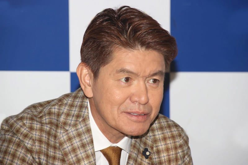 ■ヒロミ、深刻な更年期症状を告白, ■妻・松本伊代が通院を勧める, ■色付きメガネも更年期対策, ■山里「辞めさせてもらおうと…」に焦る