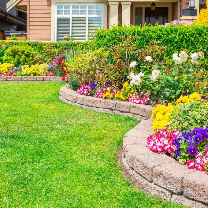 English Country Garden, Pots & Planters, Superb Shrubs, Eye-Catching Flower Wall, Raised, Tiered Beds, Drought-Tolerant Plants, Cool Contemporary with a Splash of Color, Raised Stone Beds, Hanging Baskets, Unique and Unusual Planters, About the Expert