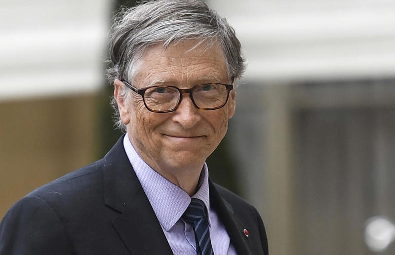 Most-moneyed people in the world in the past two centuries, 1820s: Stephen Girard, 1830s: Nathan Mayer Rothschild, 1840s: John Jacob Astor, 1850s: Cornelius Vanderbilt, 1860s: Cornelius Vanderbilt, 1870s: Cornelius Vanderbilt, 1880s: William Henry Vanderbilt, 1890s: John D. Rockefeller, 1900s: Andrew Carnegie, 1910s: John D. Rockefeller, 1920s: John D. Rockefeller, 1930s: John D. Rockefeller, 1940s: Henry Ford, 1950s: J. Paul Getty, 1960s: J. Paul Getty, 1970s: J. Paul Getty, 1980s: Yoshiaki Tsutsumi, 1990s: Bill Gates, 2000s: Warren Buffett, 2010s: Jeff Bezos