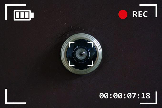 Protect your privacy while traveling, How can you detect hidden cameras?, Where to look for hidden cameras, How to find hidden cameras using mobile phones, How to protect your privacy while traveling abroad, What to do if you find a hidden camera