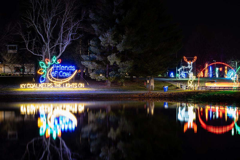 Gardens Aglimmer at Waterfront Botanical Gardens, Paristown's Fête de Noël, Shaker Village Illuminated Evenings, Southern Lights at the Kentucky Horse Park, Spirited Nights at Buffalo Trace Distillery, The Ultimate Christmas Town, Bardstown, Kentucky