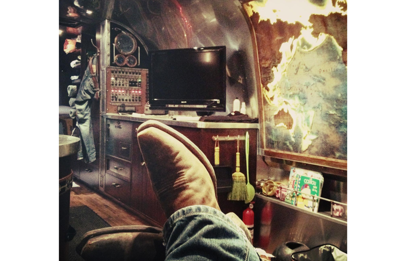 Matthew McConaughey’s vintage Airstream The most amazing celebrity homes on wheels, Tom Hanks' bespoke Airstream, Jason Momoa’s EarthRoamer home, John Mayer's luxury expedition truck, Jamie Foxx's studio on wheels, Leonardo DiCaprio's motorhome mansion, Mariah Carey's mobile party pad, Simon Cowell's high-tech trailer, Timbaland's mobile music studio, Vin Diesel's opulent custom motorhome, Will Smith's 'The Heat', Jennifer Lopez's 'Lux Lounge', Matthew McConaughey’s vintage Airstream