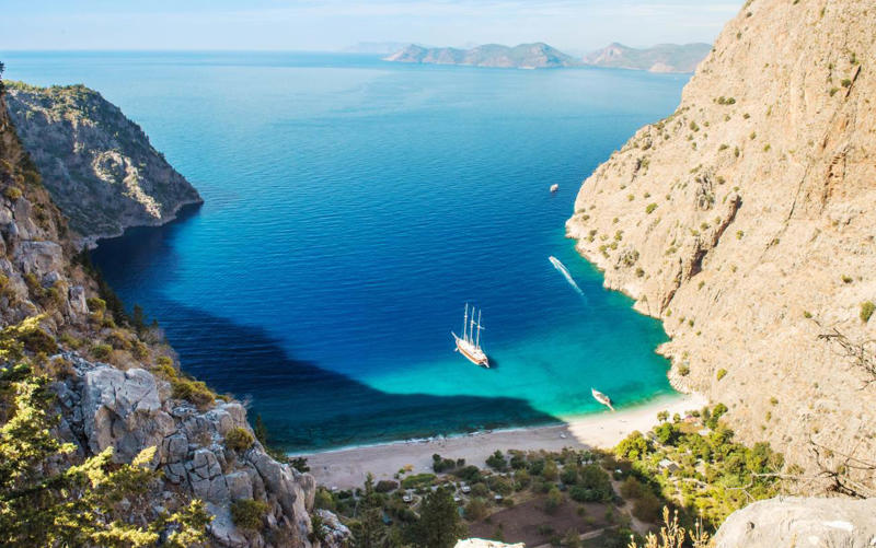36. Kelebekler Vadisi - Turkey 50. Rabbit Beach - Italy, 49. Eagle Beach - Aruba, 48. Kynance Cove - United Kingdom, 47. Varadero Beach - Cuba, 46. Cathedral Cove Beach - New Zealand, 45. Bon Bon Beach - Philippines, 44. Henderson Beach - Florida, United States, 43. Cayo Levantado - Dominican Republic, 42. Pipe Creek Sandbar - Bahamas, 41. Diamond Beach - Iceland, 40. Kapalua Bay Beach - Hawaii, United States, 39. Kelingking Beach - Indonesia, 38. Playa Xpu Ha - Mexico, 37. Colombier Beach - St Barth, 36. Kelebekler Vadisi - Turkey, 35. Baia do Sancho - Brazil, 34. Grand Anse - Grenada, 33. Wharton Beach - Australia, 32. Boulders Beach - South Africa, 31. Cayo Zapatilla - Panama, 30. Maundays Bay - Anguilla, 29. Fteri Beach - Greece, 28. Horseshoe Bay - Bermuda, 27. Grote Knip - Curaçao, 26. Seven Mile Beach - Cayman Islands, 25. Praia da Marinha - Portugal, 24. Cayo de Agua - Venezuela, 23. Freedom Beach - Thailand, 22. Anse Source D'Argent - Seychelles, 21. Gardner Bay - Ecuador, 20. Anchor Bay Beach - Australia, 19. Cala Goloritze - Italy, 18. Puinn Sand Beach - Norway, 17. Grace Bay - Turks and Caicos, 16. Playa Balandra - Mexico, 15. One Foot Island - Cook Islands, 14. Lanikai Beach - Hawaii, United States, 13. Aharen Beach - Japan, 12. Le Morne Beach - Mauritius, 11. Calo des Moro - Spain, 10. Horse Shoe Island - Myanmar, 09. Green Lagoon - French Polynesia, 08. Anse Georgette - Seychelles, 07. Pink Beach - Indonesia, 06. Turquoise Bay - Australia, 05. Voutoumi Beach - Greece, 04. Entalula Beach - Philippines, 03. Meads Bay - Anguilla, 02. Cala Mariolu - Italy, 01. Trunk Bay, St. John - US Virgin Islands
