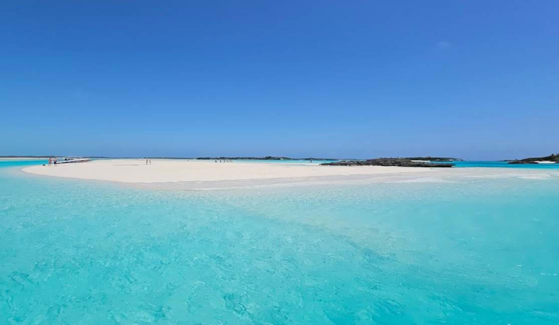 42. Pipe Creek Sandbar - Bahamas 50. Rabbit Beach - Italy, 49. Eagle Beach - Aruba, 48. Kynance Cove - United Kingdom, 47. Varadero Beach - Cuba, 46. Cathedral Cove Beach - New Zealand, 45. Bon Bon Beach - Philippines, 44. Henderson Beach - Florida, United States, 43. Cayo Levantado - Dominican Republic, 42. Pipe Creek Sandbar - Bahamas, 41. Diamond Beach - Iceland, 40. Kapalua Bay Beach - Hawaii, United States, 39. Kelingking Beach - Indonesia, 38. Playa Xpu Ha - Mexico, 37. Colombier Beach - St Barth, 36. Kelebekler Vadisi - Turkey, 35. Baia do Sancho - Brazil, 34. Grand Anse - Grenada, 33. Wharton Beach - Australia, 32. Boulders Beach - South Africa, 31. Cayo Zapatilla - Panama, 30. Maundays Bay - Anguilla, 29. Fteri Beach - Greece, 28. Horseshoe Bay - Bermuda, 27. Grote Knip - Curaçao, 26. Seven Mile Beach - Cayman Islands, 25. Praia da Marinha - Portugal, 24. Cayo de Agua - Venezuela, 23. Freedom Beach - Thailand, 22. Anse Source D'Argent - Seychelles, 21. Gardner Bay - Ecuador, 20. Anchor Bay Beach - Australia, 19. Cala Goloritze - Italy, 18. Puinn Sand Beach - Norway, 17. Grace Bay - Turks and Caicos, 16. Playa Balandra - Mexico, 15. One Foot Island - Cook Islands, 14. Lanikai Beach - Hawaii, United States, 13. Aharen Beach - Japan, 12. Le Morne Beach - Mauritius, 11. Calo des Moro - Spain, 10. Horse Shoe Island - Myanmar, 09. Green Lagoon - French Polynesia, 08. Anse Georgette - Seychelles, 07. Pink Beach - Indonesia, 06. Turquoise Bay - Australia, 05. Voutoumi Beach - Greece, 04. Entalula Beach - Philippines, 03. Meads Bay - Anguilla, 02. Cala Mariolu - Italy, 01. Trunk Bay, St. John - US Virgin Islands