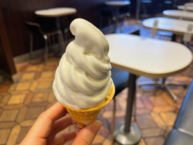 マクドナルドに関する良い口コミ, マクドナルドに関する悪い口コミ, 「てりやきマックバーガー」は甘辛ソースとマヨが絶妙, 「フィレオフィッシュ」はふかふかバンズと白身魚、タルタルソースが美味, 「ビッグマック」はクセになる酸味！, 「ダブルチーズバーガー」はボリューム満点, 「チキンフィレオ」はオーロラソースが◎, 「マックフライポテト」はサイドの定番！, 「チキンマックナゲット」の美味しい食べ方＆お得なソースの頼み方, 期間限定！ お得な「食べくらべポテナゲ大」, 「シャカチキ」は外はカリッと中はしっとり！, サイドメニューで得なのは「サイドサラダ」！, 隠れ人気！ 「ミルク」はやさしい甘さでバーガーやスイーツと相性◎, 「プレミアムローストコーヒー」は100円で本格的な味！, 「ソフトクリーム」は140円で濃厚！, 「ホットアップルパイ」は定番スイーツ, 「朝マック」は200円台から選べておすすめ！, ランチメニュー「ひるまック」は最大120円引！, 「夜マック」はコスパ良し！, マクドナルドのおすすめカスタム・組み合わせは？