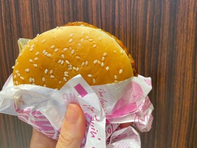 マクドナルドに関する良い口コミ, マクドナルドに関する悪い口コミ, 「てりやきマックバーガー」は甘辛ソースとマヨが絶妙, 「フィレオフィッシュ」はふかふかバンズと白身魚、タルタルソースが美味, 「ビッグマック」はクセになる酸味！, 「ダブルチーズバーガー」はボリューム満点, 「チキンフィレオ」はオーロラソースが◎, 「マックフライポテト」はサイドの定番！, 「チキンマックナゲット」の美味しい食べ方＆お得なソースの頼み方, 期間限定！ お得な「食べくらべポテナゲ大」, 「シャカチキ」は外はカリッと中はしっとり！, サイドメニューで得なのは「サイドサラダ」！, 隠れ人気！ 「ミルク」はやさしい甘さでバーガーやスイーツと相性◎, 「プレミアムローストコーヒー」は100円で本格的な味！, 「ソフトクリーム」は140円で濃厚！, 「ホットアップルパイ」は定番スイーツ, 「朝マック」は200円台から選べておすすめ！, ランチメニュー「ひるまック」は最大120円引！, 「夜マック」はコスパ良し！, マクドナルドのおすすめカスタム・組み合わせは？