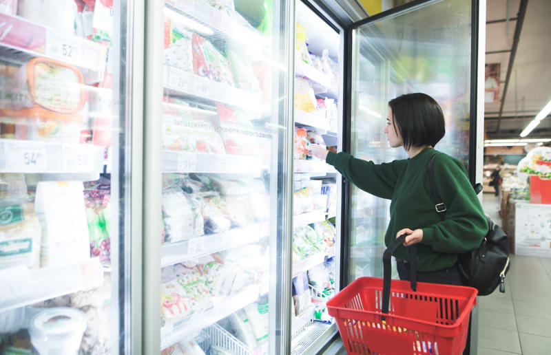 Canned goods, Pickled vegetables, Chocolate, Salad mixes, Frozen foods, Crackers, Salad dressing, Peanut butter, Hard cheese