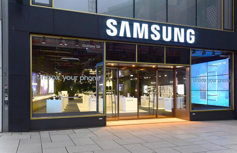 Samsung The name game, Mitsubishi, Coca-Cola, Nintendo, Taco Bell, Starbucks, Microsoft