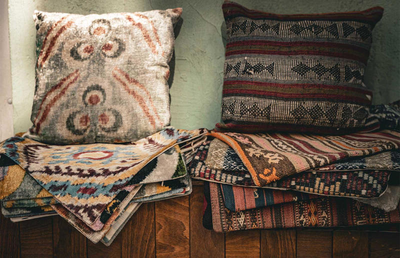 Cushions: 7000 BC These classic home items date back decades and more, Home security systems: 1966, Non-stick frying pans: 1961, Tupperware: 1942, Sputnik chandeliers: 1939, Trampolines: 1936, Slow cookers: 1936, Microwaves: 1933, Reclining sofas and chairs: 1929, Electric blenders: 1919, Coffee filters: 1908, SodaStream: 1903, Loudspeakers: 1876, Vacuum cleaners: 1860, Mason jars: 1858, Bread bins: 1800s, Upholstered headboards: 1600s, Conservatories: 1500s, Sunburst mirrors: 1400s, Standing desks: 1400 – 1500s, Apothecary chests: 1400s, Mechanical clocks: 1200 – 1600s, Four-poster beds: 1200s – 1500s, Velvet sofas: 750 AD, Curtains: 200 – 600 AD, Kilim rugs: 400 – 500 BC, Underfloor heating: 350 BC, Mosaic tiles: Mesopotamia era (3000 BC), Quilts: Ancient Egypt (3400 BC), Cushions: 7000 BC