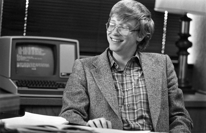 1985: The first version of Windows released The decade that made America great again, 1980: The miracle on ice, 1980: Reagan promises to make America great again, 1980: John Lennon murdered, 1981: President Reagan shot, 1981: First space shuttle launched, 1981: MTV launched, 1982: America mourns 'The man in the water', 1982: Jane Fonda single-handedly creates the fitness industry, 1982: Vietnam Veteran Memorial dedication, 1983: The CD revolution begins, 1983: The US invades Grenada, 1983: Thriller aired, 1984: LA Olympics, 1984: A stellar year for music, 1985: New Coke fails the taste test, 1985: Rock Hudson dies of AIDS, 1985: The first version of Windows released, 1986: Space Shuttle Challenger disaster, 1986: Hands Across America unites the nation, 1986: Mike Tyson becomes the youngest ever champ, 1987: Golden Gate Bridge celebrates its 50th anniversary, 1987: Reagan implores Gorbachev to “Tear down this wall”, 1987: Greed is Good, 1988: Tragedy on the ice for US skater, 1988: Gangsta rap goes mainstream, 1988: Stealth bomber unveiled, 1989: Exxon Valdez oil spill, 1989: George W Bush declares war on crack