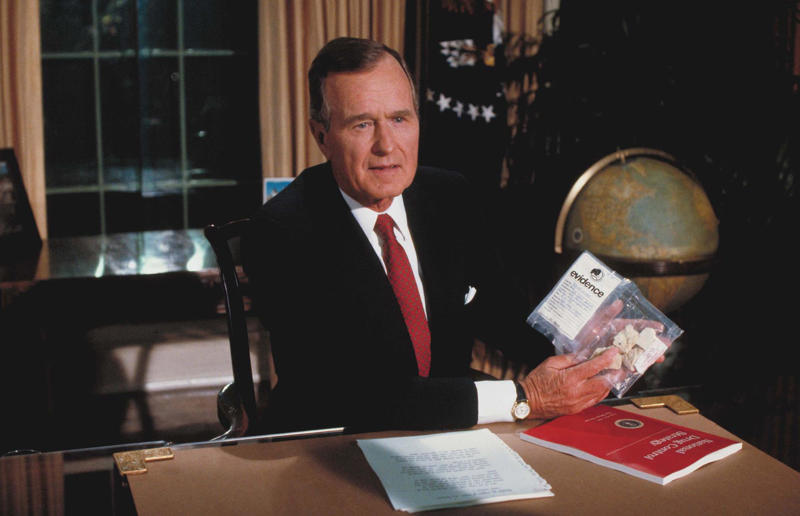1989: George W Bush declares war on crack The decade that made America great again, 1980: The miracle on ice, 1980: Reagan promises to make America great again, 1980: John Lennon murdered, 1981: President Reagan shot, 1981: First space shuttle launched, 1981: MTV launched, 1982: America mourns 'The man in the water', 1982: Jane Fonda single-handedly creates the fitness industry, 1982: Vietnam Veteran Memorial dedication, 1983: The CD revolution begins, 1983: The US invades Grenada, 1983: Thriller aired, 1984: LA Olympics, 1984: A stellar year for music, 1985: New Coke fails the taste test, 1985: Rock Hudson dies of AIDS, 1985: The first version of Windows released, 1986: Space Shuttle Challenger disaster, 1986: Hands Across America unites the nation, 1986: Mike Tyson becomes the youngest ever champ, 1987: Golden Gate Bridge celebrates its 50th anniversary, 1987: Reagan implores Gorbachev to “Tear down this wall”, 1987: Greed is Good, 1988: Tragedy on the ice for US skater, 1988: Gangsta rap goes mainstream, 1988: Stealth bomber unveiled, 1989: Exxon Valdez oil spill, 1989: George W Bush declares war on crack