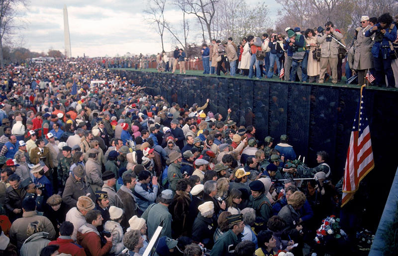 1982: Vietnam Veteran Memorial dedication The decade that made America great again, 1980: The miracle on ice, 1980: Reagan promises to make America great again, 1980: John Lennon murdered, 1981: President Reagan shot, 1981: First space shuttle launched, 1981: MTV launched, 1982: America mourns 'The man in the water', 1982: Jane Fonda single-handedly creates the fitness industry, 1982: Vietnam Veteran Memorial dedication, 1983: The CD revolution begins, 1983: The US invades Grenada, 1983: Thriller aired, 1984: LA Olympics, 1984: A stellar year for music, 1985: New Coke fails the taste test, 1985: Rock Hudson dies of AIDS, 1985: The first version of Windows released, 1986: Space Shuttle Challenger disaster, 1986: Hands Across America unites the nation, 1986: Mike Tyson becomes the youngest ever champ, 1987: Golden Gate Bridge celebrates its 50th anniversary, 1987: Reagan implores Gorbachev to “Tear down this wall”, 1987: Greed is Good, 1988: Tragedy on the ice for US skater, 1988: Gangsta rap goes mainstream, 1988: Stealth bomber unveiled, 1989: Exxon Valdez oil spill, 1989: George W Bush declares war on crack