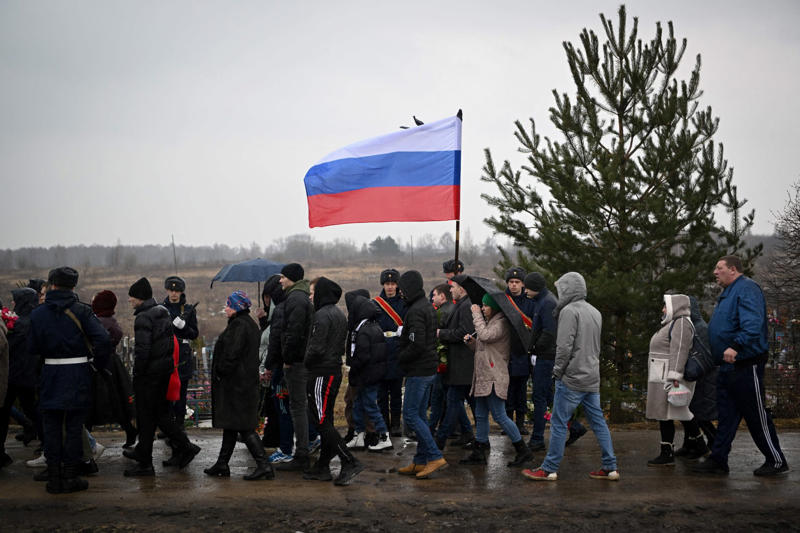 What we know about Moscow’s KIA, Confirming those killed in action, Independent Russian media, Another 2,857 soldiers were added to the list, Analyzing the dead since the war started, Over 160,000 may be dead, The losses could be even higher, A third-party assessment, Breaking down the numbers, Officer deaths have declined, How deaths are confirmed, The standards for additions are high, Comments from the creators, A database as an act of accountability, Russian losses according to Ukraine