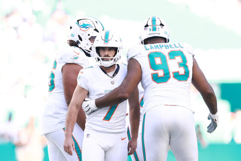 Zach Sieler’s master class is in session, Is Zach Wilson the answer to a key question?, Can this Dolphins secondary hold up?, Speaking of Tyreek Hill …, Did we forget about the offensive line?, About this culture-change thing in Miami …, Welcome back, Bradley Chubb and Jaelan Phillips, Will Mike McDaniel and Chris Grier remain in control?