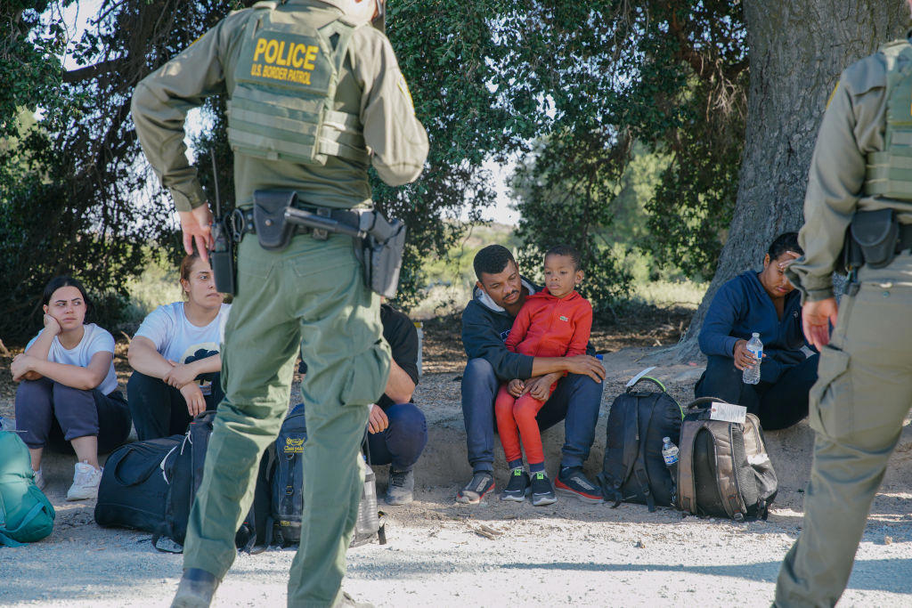 Rampant ICE detentions, Know-your-rights cards, Regardless of your immigration status, What do the cards say?, The right to speak to a lawyer, Ask authorities if you’re free to leave, Give the card to the officers, Translated into 19 languages, The cards have been circulating for almost 20 years, Millions of requests, The distribution of red cards, Anyone can download the cards from the ILRC website, Beware of opportunists, Cost of printing and shipping the cards, Organizations and people are distributing thousands, The card can help people from being deported