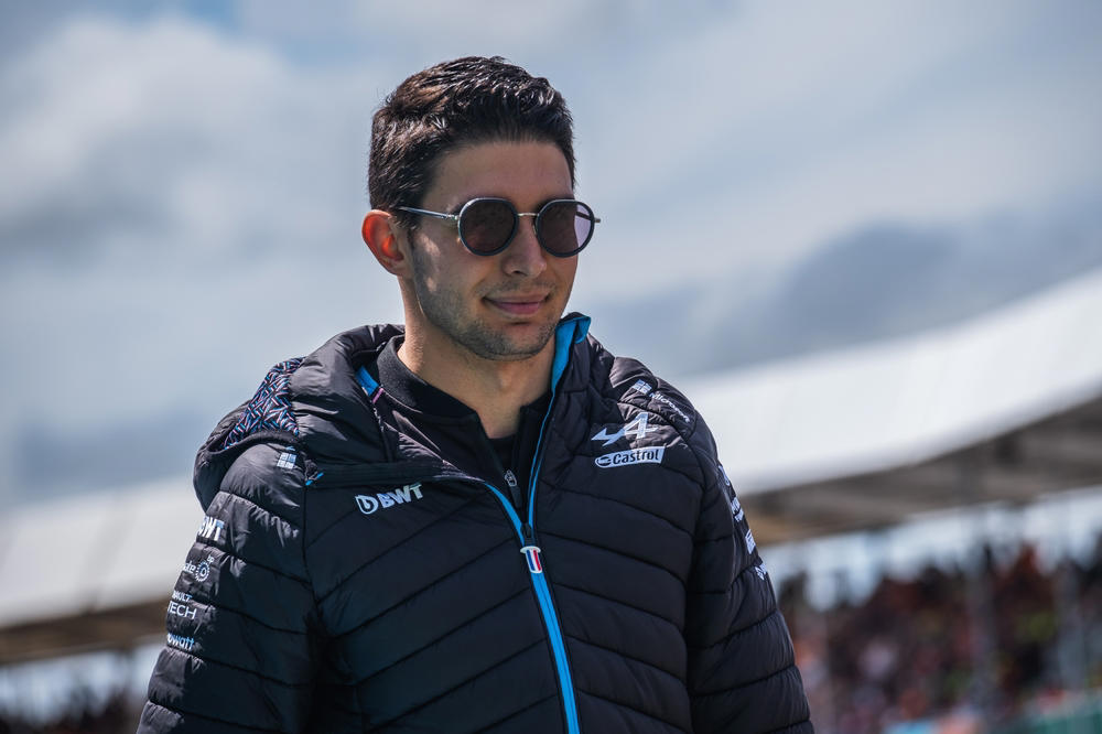 #20 – Isack Hadjar: £1,464 per post, #19 – Jack Doohan: £1,587 per post, #18 – Liam Lawson: £2,409 per post, #17 – Gabriel Bortoleto: £2,647 per post, #16 – Lance Stroll: £3,354 per post, #15 – Kimi Antonelli: £3,844 per post, #14 – Nico Hulkenberg: £5,032 per post, #13 – Ollie Bearman: £5,995 per post, #12 – Esteban Ocon: £5,999 per post, #11 – Yuki Tsunoda: £6,474 per post, #10 – Alex Albon: £7,674 per post, #9 – Oscar Piastri: £8,390 per post, #8 – Pierre Gasly: £13,415 per post, #7 – George Russell: £15,092 per post, #6 – Fernando Alonso: £17,486 per post, #5 – Lando Norris: £23,005 per post, #4 – Carlos Sainz: £26,595 per post, #3 – Max Verstappen: £32,819 per post, #2 – Charles Leclerc: £42,885 per post, #1 – Lewis Hamilton: £94,081 per post