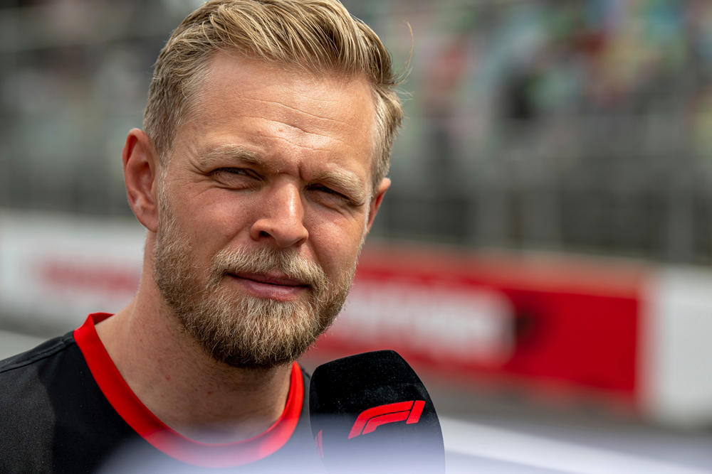 F1 Drivers Who Lost Their Seats in 2024: What They’re Doing Now 30. George Russell – £12.8 million, 29. Esteban Ocon – £16.8 million, 28. Jarno Trulli – £24 million, 27. Heikki Kovalainen – £24 million, 26. Kevin Magnussen – £24 million, 25. Valtteri Bottas – £24 million, 24. Lando Norris – £24 million, 23. Pierre Gasly – £26.4 million, 22. Jean Alesi – £28 million, 21. Carlos Sainz Jr. – £29.6 million, 20. Lance Stroll – £33.28 million, 19. Daniel Ricciardo – £33.28 million, 18. Mika Häkkinen – £40 million, 17. Felipe Massa – £40 million, 16. Jacques Villeneuve – £40 million, 15. Sergio Pérez – £49.92 million, 14. David Coulthard – £64 million, 13. Nigel Mansell – £72 million, 12. Ralf Schumacher – £80 million, 11. Martin Brundle – £80 million, 10. Alain Prost – £80 million, 9. Rubens Barrichello – £88 million, 8. Eddie Irvine – £96 million, 7. Sebastian Vettel – £112 million, 6. Jenson Button – £120 million, 5. Max Verstappen – £173.6 million, 4. Kimi Räikkönen – £200 million, 3. Fernando Alonso – £208 million, 2. Lewis Hamilton – £320 million, 1. Michael Schumacher – £640 million