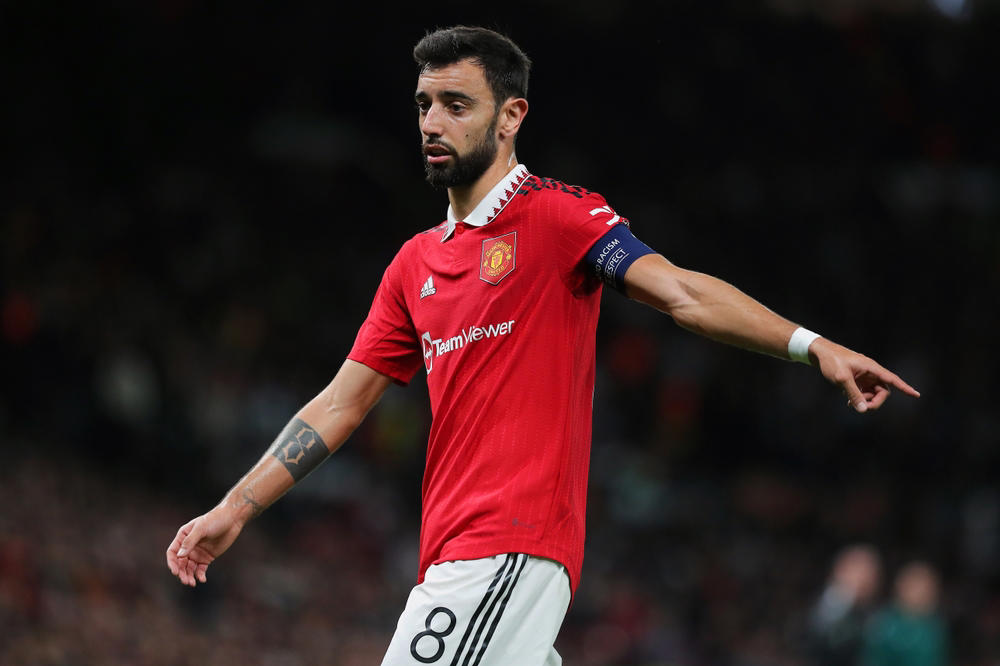 Bruno Fernandes (£300,000 per week / £15,600,000 per year) 25. Joško Gvardiol, 24. Kalidou Koulibaly, 22. Jordan Henderson, 21. Roberto Firmino, 20. Marcos Alonso, 18. Joselu, 17. Gabriel Martinelli, 16. Victor Osimhen, 14. Leon Goretzka, 13. Edin Džeko, 12. Bruno Fernandes, 10. Theo Hernández, 9. Didier Drogba, 8. Alphonso Davies, 6. Mohamed Salah, 5. Keylor Navas, 4. Antonio Valencia, 3. Riyad Mahrez, 2. Luka Modrić, 1. Jamie Vardy