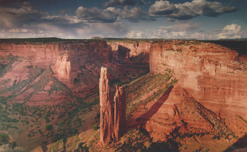 Bisbee: Copper Queen Mine, Flagstaff: Lowell Observatory, Tombstone, Phoenix: Heard Museum, Oracle: Biosphere 2, Winslow: Standin' on the Corner Park, Clarkdale: Verde Canyon Railroad, Canyon de Chelly National Monument, Grand Canyon West and Grand Canyon Skywalk, How to get the America250 AZ pass