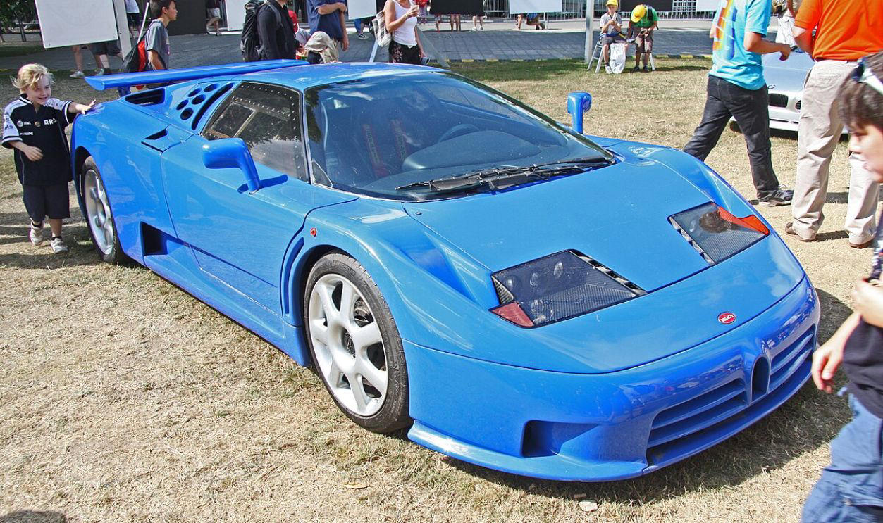 Exclusive Car Closets, Ferrari 250 GTO (1962), McLaren F1 LM (1995), Bugatti La Voiture Noire (2019), Porsche 917K Gulf (1970), Lamborghini Veneno (2013), Aston Martin DB4 GT Zagato (1960), Koenigsegg CCXR Trevita (2009), Pagani Zonda HP Barchetta (2018), Mercedes-Benz 300 SLR Uhlenhaut Coupe (1955), Bentley Blower Continuation Series (2020), Rolls-Royce Sweptail (2017), Jaguar XKSS (1957), Ford GT40 Mk II (1966), Alfa Romeo 33 Stradale (1967), Tesla Roadster Founders Series (2020), Chevrolet Corvette C1 (1953), Maserati MC12 (2004), Toyota 2000GT (1967), Duesenberg SSJ (1935), Zenvo ST1 (2009), Cadillac Eldorado Brougham (1957), Plymouth Hemi Cuda Convertible (1971), BMW 507 Roadster (1956), Lancia Stratos HF Zero (1970), Peugeot 402 Darl’mat (1938), Koenigsegg One:1 (2014), Shelby Cobra 427 Super Snake (1966), Ferrari SP38 (2018), Lotus Esprit Turbo James Bond Edition (1981), Aston Martin Valkyrie AMR Pro (2021), Chrysler Turbine Car (1963), Ferrari Monza SP1 (2019), Vector W8 (1989), Bugatti EB110 SS (1992), Mazda RX-7 Spirit R (2002), Saleen S7 Twin Turbo (2005), Pininfarina Battista Anniversario (2020), Honda NSX Type R (1992), De Tomaso P72 (2019), Ferrari J50 (2016), Cizeta-Moroder V16T (1991), Ford Shelby GR-1 Concept (2005), Lamborghini Sesto Elemento (2010), Ferrari F60 America (2014)