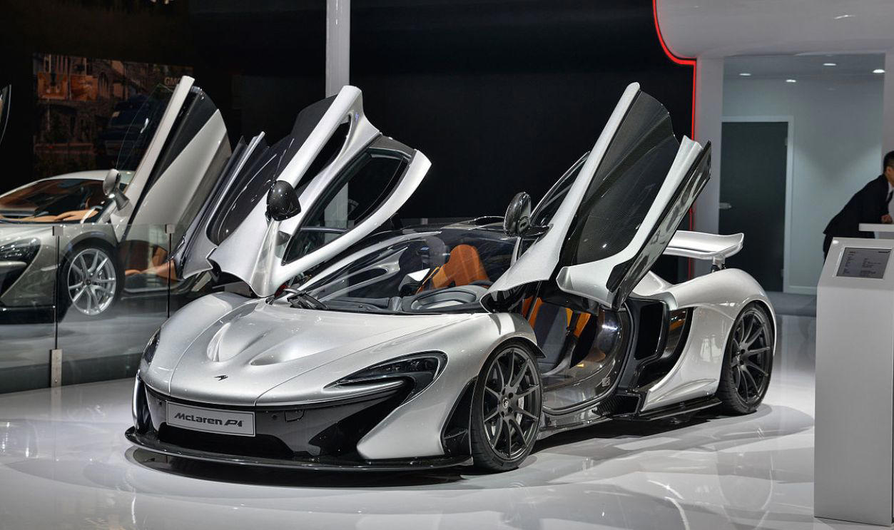 Can You Match The Celebrity To Their Car Collection?, Answer: Floyd Mayweather, Answer: Snoop Dogg, Who Drives Hypercars Like The McLaren Speedtail And Aston Martin Valkyrie?, Who Owns The Eco-Friendly Yet Performance-Heavy BMW i8 And The Rolls-Royce Phantom?, Answer: Leonardo DiCaprio, Answer: Jerry Seinfeld, Answer: Cristiano Ronaldo, Answer: Beyoncé, Answer: Jay Leno, Answer: Patrick Dempsey