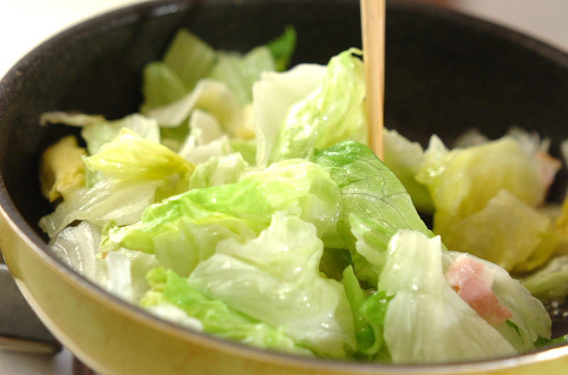 レタスの塩昆布あえ, レタスのチーズ和え, レタスとワカメのレモン塩和え, レタスとワカメのラー油和え, レタスと豚バラ肉のレンジ蒸し, レタスのカニカマ巻き, レタスの洋風蒸し