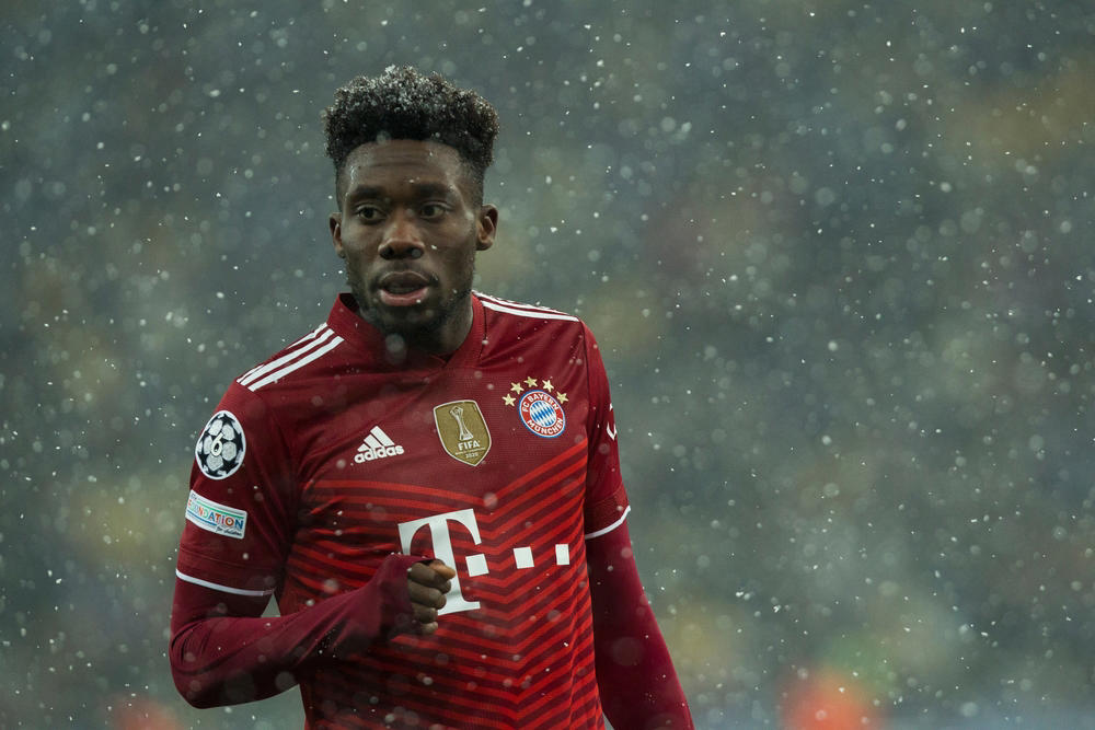11. Alphonso Davies – €216,346 per week / €11,250,000 per year 25. Joško Gvardiol, 24. Kalidou Koulibaly, 22. Jordan Henderson, 21. Roberto Firmino, 20. Marcos Alonso, 18. Joselu, 17. Gabriel Martinelli, 16. Victor Osimhen, 14. Leon Goretzka, 13. Edin Džeko, 12. Bruno Fernandes, 10. Theo Hernández, 9. Didier Drogba, 8. Alphonso Davies, 6. Mohamed Salah, 5. Keylor Navas, 4. Antonio Valencia, 3. Riyad Mahrez, 2. Luka Modrić, 1. Jamie Vardy