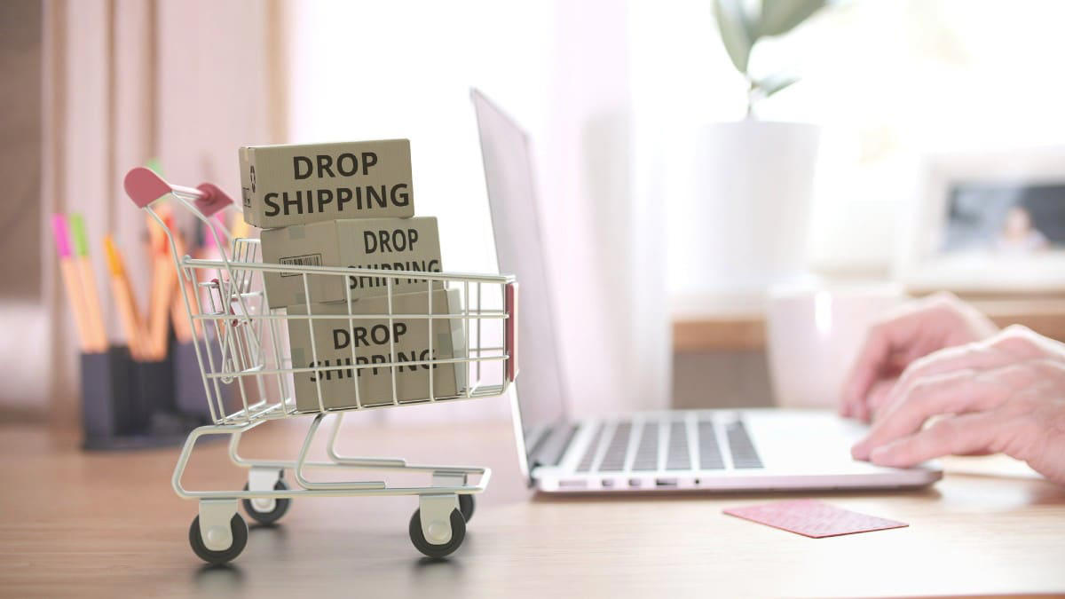5. Dropshipping Business 1. Digital Marketing Services, 2. Social Media Management Consulting, 4. Online Tutoring Platform, 5. Dropshipping Business, 6. Content Writing Agency, 7. Web Design Services, 8. SEO Consulting Business, 9. Online Fitness Coaching, 10. Print-on-Demand Store, 11. Social Media Influencer Marketing Agency, 12. Digital Product Creation, 13. Virtual Assistant Services, 14. Podcast Production Services, 15. Stock Photography Business