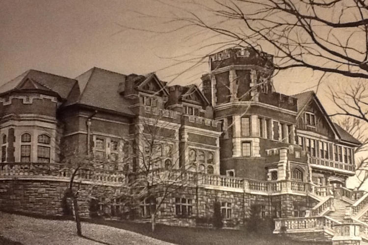 John Wornall House, Belvoir Winery and Inn, Epperson House, Vaile Victorian Mansion, The Elms Hotel &amp; Spa, The Glore Psychiatric Museum, The Beast, Edge of Hell, Exiled: Trail of Terrors, Macabre Cinema