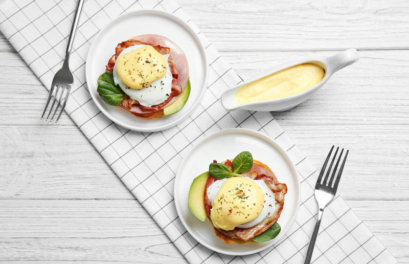 26. Eggs Benedict 33. Mac 'n' cheese, 32. Apple pie, 31. Classic steakhouse sirloin, 30. Pasta amatriciana, 29. Roast chicken, 28. Goats' cheese salad, 27. Miso cod, 26. Eggs Benedict, 25. Crab cakes, 24. Clam chowder, 23. Caesar salad, 22. Loaded steak nachos, 21. Cobb salad, 20. Pad Thai, 19. Baked scallops, 18. Fish tacos, 17. Ramen, 16. Roasted duck pancakes, 15. Dutch baby, 14. Cajun gumbo, 13. Chocolate brownies, 12. Buffalo wings, 11. Pumpkin pie, 10. California roll, 9. Pecan pie, 8. Cheesesteak, 7. Pancakes, 6. Key lime pie, 5. Pizza, 4. Baked cheesecake, 3. Cheeseburger, 2. Shrimp cocktail, 1. Banana split