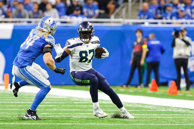 Seattle Seahawks: Noah Fant 32. Tommy Tremble - Carolina Panthers, 31. Theo Johnson - New York Giants, 30. Brenton Strange - Jacksonville Jaguars, 29. Will Dissly - Los Angeles Chargers, 28. Chig Okonkwo - Tennessee Titans, 27. Mason Taylor - New York Jets, 26. Noah Fant - Seattle Seahawks, 25. Juwan Johnson - New Orleans Saints, 24. Hunter Henry - New England Patriots, 23. Dalton Schultz - Houston Texans, 22. Colston Loveland - Chicago Bears, 21. Cade Otton - Tampa Bay Buccaneers, 20. Tyler Higbee - Los Angeles Rams, 19. Dalton Kincaid - Buffalo Bills, 18. Tucker Kraft - Green Bay Packers, 17. Tyler Warren - Indianapolis Colts, 16. Kyle Pitts - Atlanta Falcons, 15. Jake Ferguson - Dallas Cowboys, 14. Mike Gesicki - Cincinnati Bengals, 13. Zach Ertz - Washington Commanders, 12. Pat Freiermuth - Pittsburgh Steelers, 11. Mark Andrews - Baltimore Ravens, 10. Evan Engram - Denver Broncos, 9. Dallas Goedert - Philadelphia Eagles, 8. Jonnu Smith - Miami Dolphins, 7. David Njoku - Cleveland Browns, 6. T.J. Hockenson - Minnesota Vikings, 5. Travis Kelce - Kansas City Chiefs, 4. Sam LaPorta - Detroit Lions, 3. Trey McBride - Arizona Cardinals, 2. Brock Bowers - Las Vegas Raiders, 1. George Kittle - San Francisco 49ers