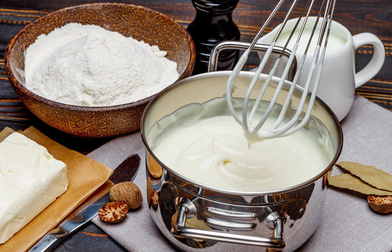 Rescue the sauce: too grainy Cheesy does it, A bit about mac 'n' cheese, Shop-bought vs homemade, Go big when it comes to pasta, How to cook the pasta, Why al dente?, Here’s a handy pasta hack, Choosing the right cheese, The sauce, Rescue the sauce: too thin, Rescue the sauce: too thick, Rescue the sauce: too grainy, Upgrade the sauce, The cheat's sauce, Herbs and spices, The final stage, The breadcrumbs, Stovetop version, Three-ingredient mac ‘n’ cheese, Lighter versions, Cheat's slow cooker version, Leftovers: reheating mac 'n' cheese, Leftovers: mac 'n' cheese arancini, Leftovers: mac 'n' cheese toasties, Leftovers: mac 'n' cheese mini pies