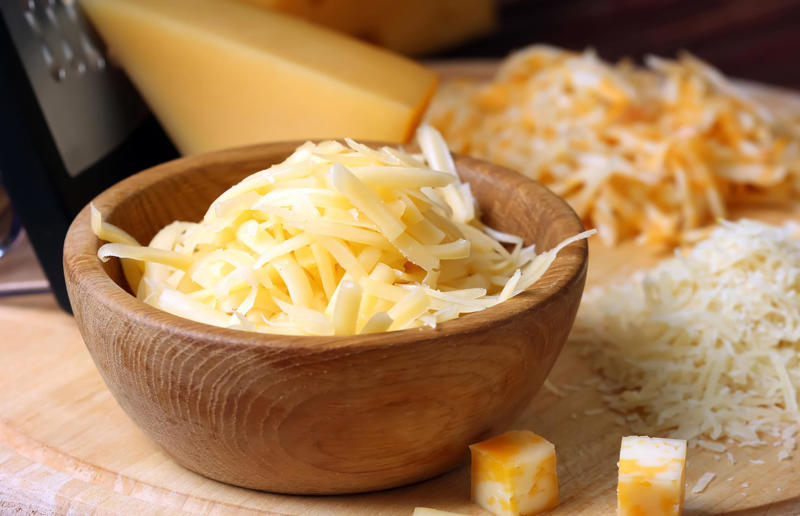 Rescue the sauce: too thin Cheesy does it, A bit about mac 'n' cheese, Shop-bought vs homemade, Go big when it comes to pasta, How to cook the pasta, Why al dente?, Here’s a handy pasta hack, Choosing the right cheese, The sauce, Rescue the sauce: too thin, Rescue the sauce: too thick, Rescue the sauce: too grainy, Upgrade the sauce, The cheat's sauce, Herbs and spices, The final stage, The breadcrumbs, Stovetop version, Three-ingredient mac ‘n’ cheese, Lighter versions, Cheat's slow cooker version, Leftovers: reheating mac 'n' cheese, Leftovers: mac 'n' cheese arancini, Leftovers: mac 'n' cheese toasties, Leftovers: mac 'n' cheese mini pies