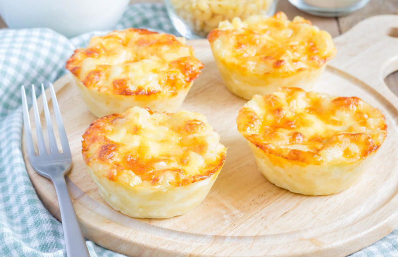 Leftovers: mac 'n' cheese mini pies Cheesy does it, A bit about mac 'n' cheese, Shop-bought vs homemade, Go big when it comes to pasta, How to cook the pasta, Why al dente?, Here’s a handy pasta hack, Choosing the right cheese, The sauce, Rescue the sauce: too thin, Rescue the sauce: too thick, Rescue the sauce: too grainy, Upgrade the sauce, The cheat's sauce, Herbs and spices, The final stage, The breadcrumbs, Stovetop version, Three-ingredient mac ‘n’ cheese, Lighter versions, Cheat's slow cooker version, Leftovers: reheating mac 'n' cheese, Leftovers: mac 'n' cheese arancini, Leftovers: mac 'n' cheese toasties, Leftovers: mac 'n' cheese mini pies