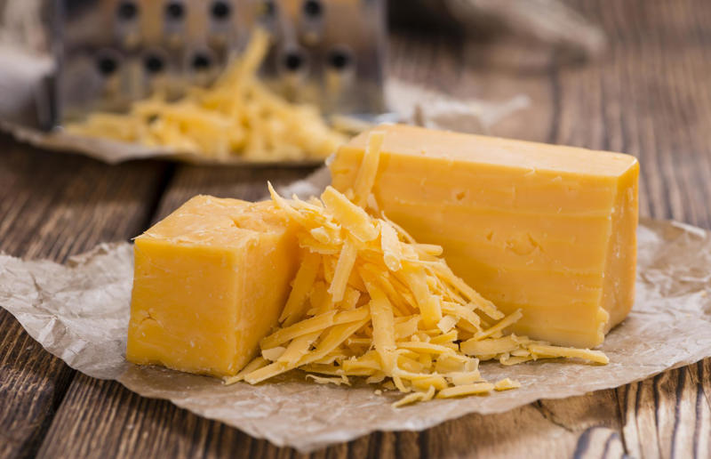 Choosing the right cheese Cheesy does it, A bit about mac 'n' cheese, Shop-bought vs homemade, Go big when it comes to pasta, How to cook the pasta, Why al dente?, Here’s a handy pasta hack, Choosing the right cheese, The sauce, Rescue the sauce: too thin, Rescue the sauce: too thick, Rescue the sauce: too grainy, Upgrade the sauce, The cheat's sauce, Herbs and spices, The final stage, The breadcrumbs, Stovetop version, Three-ingredient mac ‘n’ cheese, Lighter versions, Cheat's slow cooker version, Leftovers: reheating mac 'n' cheese, Leftovers: mac 'n' cheese arancini, Leftovers: mac 'n' cheese toasties, Leftovers: mac 'n' cheese mini pies