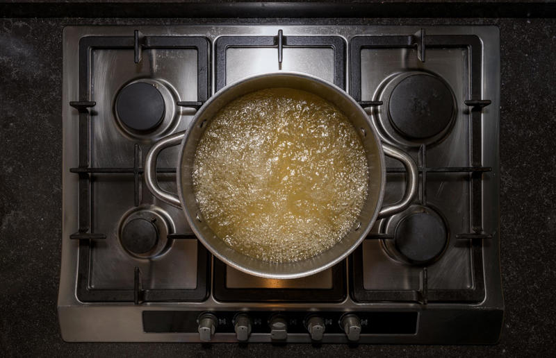 Here’s a handy pasta hack Cheesy does it, A bit about mac 'n' cheese, Shop-bought vs homemade, Go big when it comes to pasta, How to cook the pasta, Why al dente?, Here’s a handy pasta hack, Choosing the right cheese, The sauce, Rescue the sauce: too thin, Rescue the sauce: too thick, Rescue the sauce: too grainy, Upgrade the sauce, The cheat's sauce, Herbs and spices, The final stage, The breadcrumbs, Stovetop version, Three-ingredient mac ‘n’ cheese, Lighter versions, Cheat's slow cooker version, Leftovers: reheating mac 'n' cheese, Leftovers: mac 'n' cheese arancini, Leftovers: mac 'n' cheese toasties, Leftovers: mac 'n' cheese mini pies
