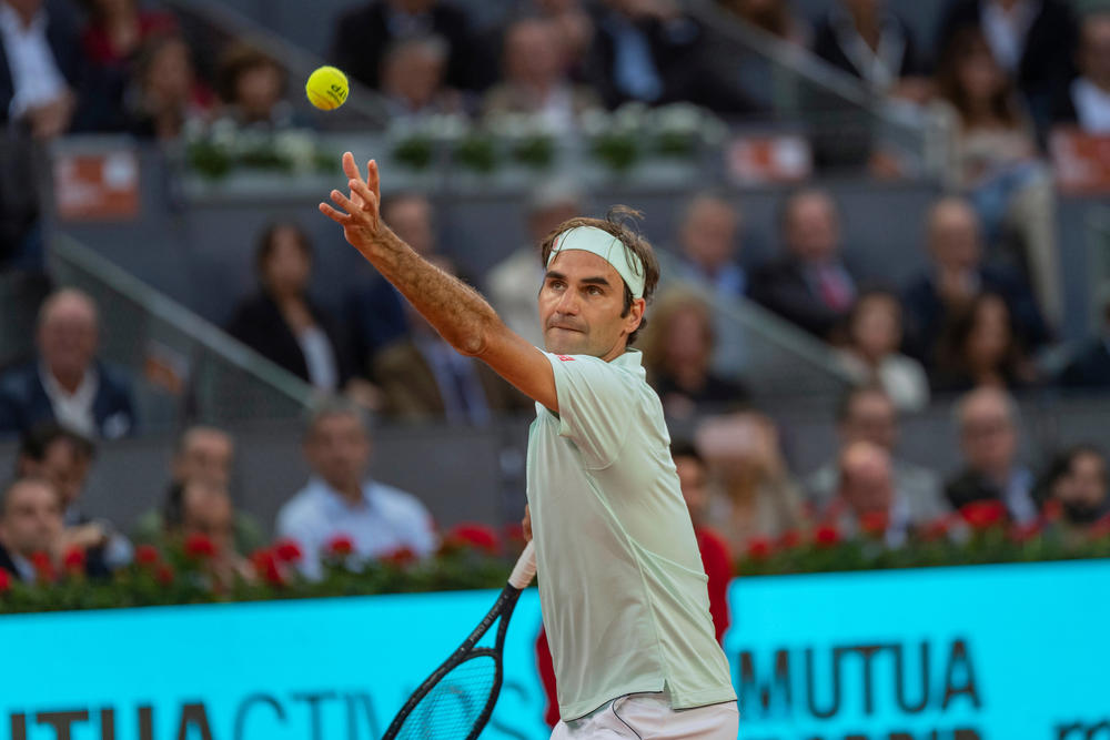 1. Roger Federer 10. Chris Evert vs Martina Navratilova – 1985 French Open, 9. Roger Federer vs Andy Roddick – 2009 Wimbledon, 7. Serena Williams vs Victoria Azarenka – 2012 US Open, 6. Steffi Graf vs Monica Seles – 1992 French Open, 5. Carlos Alcaraz vs Jannik Sinner – 2025 French Open, 3. Bjorn Borg vs John McEnroe – 1980 Wimbledon, 2. Novak Djokovic vs Rafael Nadal – 2012 Australian Open