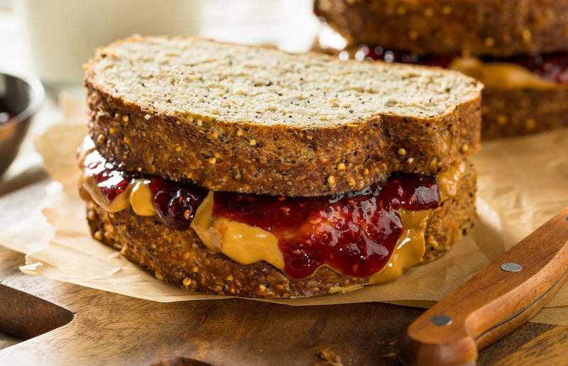 2. Peanut butter barrier 32. Chop up your ingredients, 31. Bake your sandwich, 30. Remove crusts correctly, 29. Use your leftovers, 28. Experiment with sweet alternatives, 27. Get creative for picky eaters, 26. Prepare ahead, 25. Use mayo for toasted sandwiches, 24. A not-so-deep cut, 23. Cut your own bread, 22. Go easy on calorie-dense spreads, 21. Tidy up your fillings, 20. Toast the inside of your bread, 19. Store sandwiches correctly, 18. Tightly wrap tortillas, 17. Wash your veg, 16. Experimenting with texture, 15. Use the toaster wisely, 14. Season, season, season, 13. Mix it up, 12. Use compound butter, 11. Lattice bacon strips, 10. Cut diagonally, not widthways, 9. Use the right bread, 8. Add condiments later, 7. Slice bread with care, 6. Choose the right cheese, 5. Soak up the excess moisture, 4. Layer lovingly, 3. Spice up your bread, 2. Peanut butter barrier