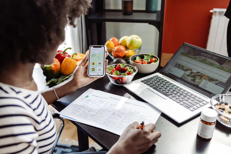 What is body composition? , What about body recomposition? , How does body recomposition work? , Put it all together: Calorie cycling , Don't forget to make room for recovery