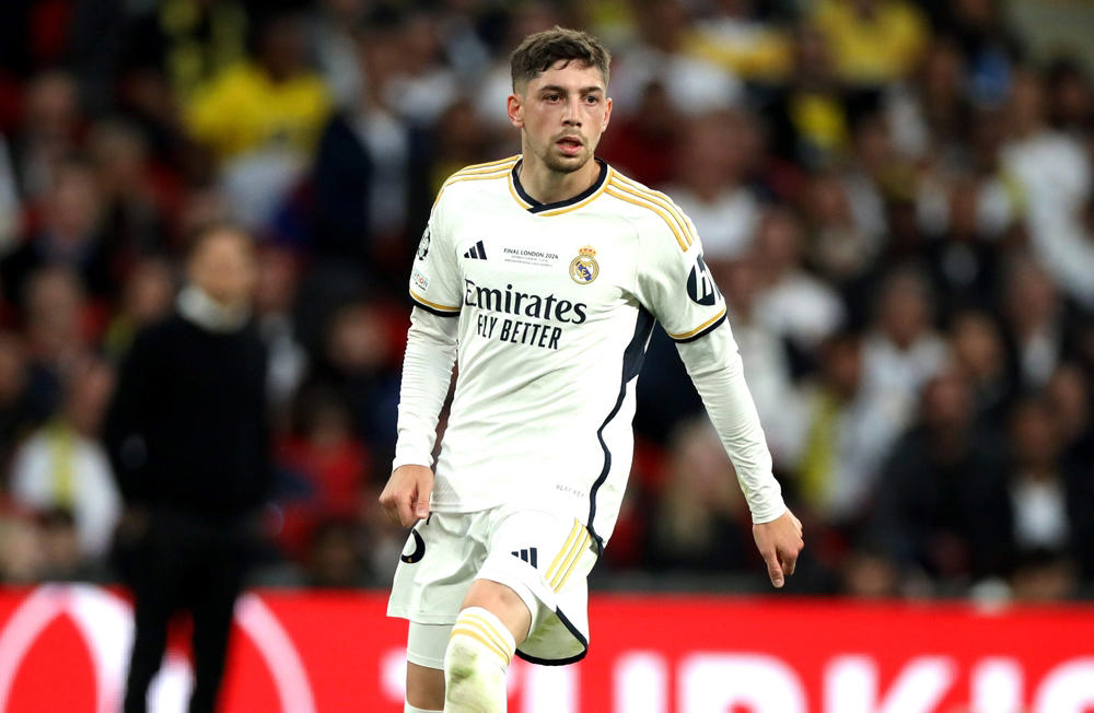 20. Marc Cucurella – 5,295 minutes, 19. Jan Oblak – 5,310 minutes, 17. Jules Koundé – 5,384 minutes, 16. Gregor Kobel – 5,385 minutes, 15. Lamine Yamal – 5,397 minutes, 13. David Raya – 5,430 minutes, 12. Virgil van Dijk – 5,446 minutes, 11. Josko Gvardiol – 5,461 minutes, 9. Jonathan Tah – 5,544 minutes, 8. Aurélien Tchouaméni – 5,609 minutes, 7. Jude Bellingham – 5,707 minutes, 5. Tijjani Reijnders – 5,787 minutes, 4. Achraf Hakimi – 5,844 minutes, 3. Mike Maignan – 5,926 minutes, 1. Federico Valverde – 6,480 minutes