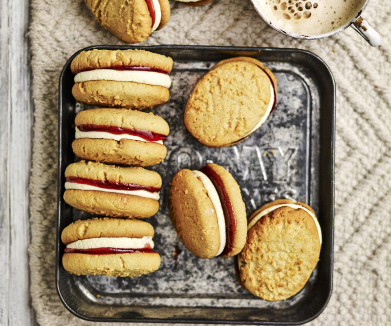 Sweet morning tea ideas, Julie Goodwin’s coffee cake with walnuts , Orange and blueberry syrup cake , Chocolate, hazelnut and coffee scrolls , Apple carrot cake , Simple apple loaf cake , Brown butter loaf cake , Vanilla slice , Our best ever lemon tart , Easy banana muffins with pecans , Lemon blueberry cake with mascarpone icing , The best Anzac biscuits recipe of all time , No-bake Mars Bar slice , Easy scone recipe , Apple tea cake , Mixed berry muffins , Rocky road , Banana bread with passionfruit icing , Apple berry crumble slice , Vanilla cinnamon shortbread , Florentine slice , Sour cherry custard tart , Raspberry and vanilla crumble slice , Rustic mini custard tarts , Orange and poppy seed friands , Roasted hazelnut brownies , Apple and pear tarte tatin , Cherry syrup cake , Our baking traditions