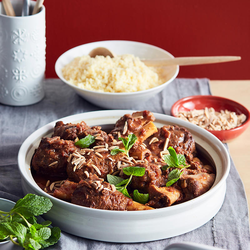 Julie Goodwin’s honey prawn stir fry with noodles , Julie Goodwin’s spiced chicken with brown rice & cauliflower , Julie Goodwin’s chicken & leek pie with potato bake topping , Julie Goodwin’s Spanish chicken , Julie Goodwin’s slow cooker lamb chops , Julie Goodwin’s braised lamb chops in a sweet curry sauce , Julie Goodwin’s chicken stroganoff , Julie Goodwin’s Cape Malay curry chicken , Julie Goodwin’s lemon & spinach risotto , Julie Goodwin’s pastitsio , Julie Goodwin’s char siu pork noodle stir-fry , Julie Goodwin’s nachos pie recipe , Julie Goodwin’s char siu chicken with egg fried rice , Julie Goodwin’s lamb forequarter chops with vegetables tray bake , Julie Goodwin’s braised pork , Julie Goodwin’s curried prawns , Julie Goodwin’s chicken korma
