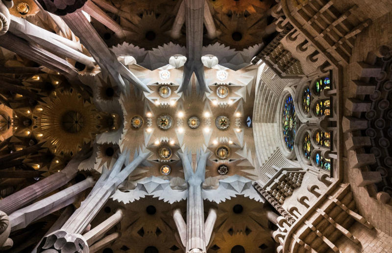 18. Sagrada Familia, Barcelona, Spain, 17. Notre-Dame Basilica, Montreal, Quebec, Canada, 16. The Flatiron, New York City, New York, USA, 15. St Pancras Renaissance Hotel, London, England, UK, 14. Burj Al Arab, Dubai, UAE, 13. The Guggenheim, Bilbao, Spain, 12. Pena Palace, Sintra, Portugal, 11. Neuschwanstein Castle, Bavaria, Germany, 10. Wat Rong Khun, Chiang Rai, Thailand, 9. Hallgrimskirkja, Reykjavík, Iceland, 8. Sydney Opera House, Sydney, New South Wales, Australia, 7. Osaka Castle, Osaka, Japan, 6. Palace of Versailles, Versailles, France, 5. Cologne Cathedral, Cologne, Germany, 4. The Tiger's Nest, Bhutan, 3. Duomo di Milano, Milan, Italy, 2. Taj Mahal, Agra, India, 1. Mont-Saint-Michel, Normandy, France