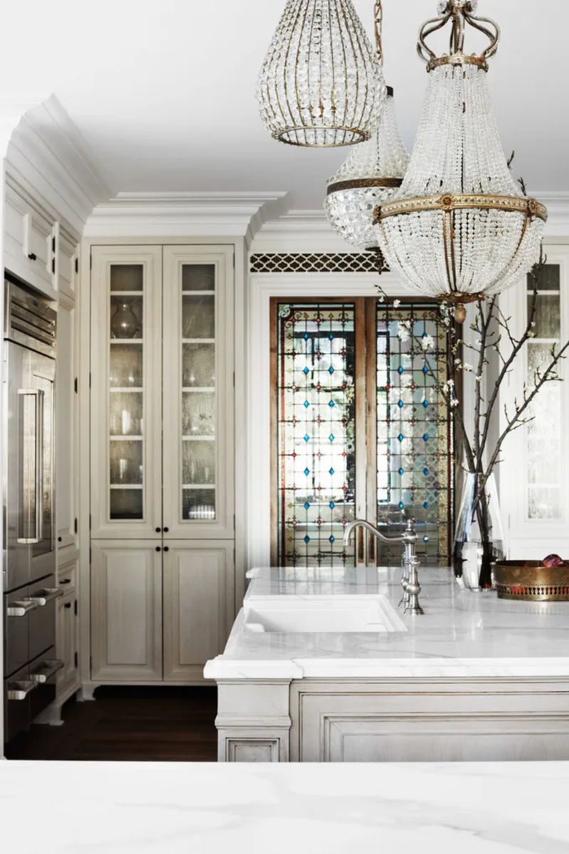 Best pendant lights for adding colour, Best pendant lights for kitchens & dining spaces, Best rustic & vintage pendant lights, Best statement pendant lights, Best contemporary pendant lights, Best woven or rattan pendant lights for coastal / Hamptons homes, Best linear pendant lights for islands & benches, Best fabric pendant lights for a soft touch & heritage feel, Best smart & dimmable pendant lights