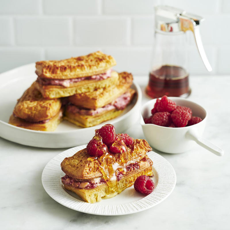 Ingredients, How many bananas are needed for these air fryer muffins?, How long can these air fryer banana muffins be stored? , More air fryer treats